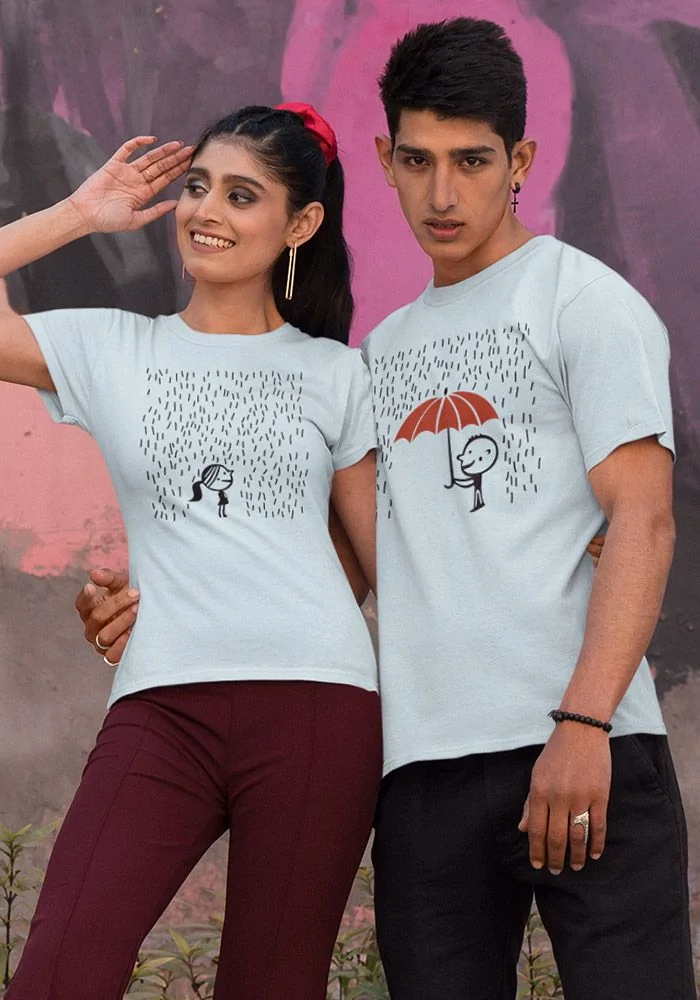 Boy In Umbrella Girl In Rain Couple T-Shirt (IceBlue)