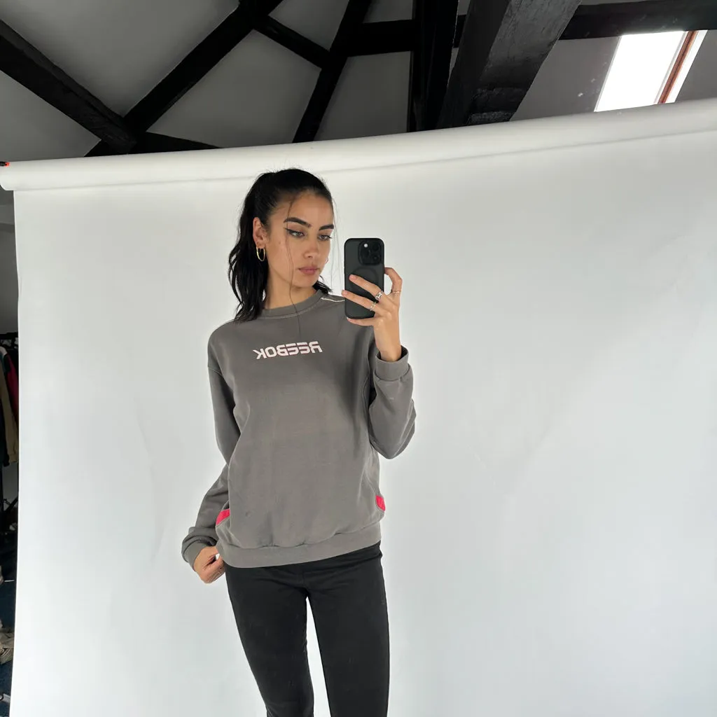 Dark Grey 90s Reebok Spellout Sweatshirt (S)