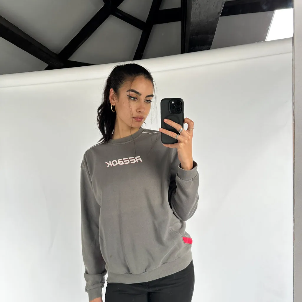 Dark Grey 90s Reebok Spellout Sweatshirt (S)