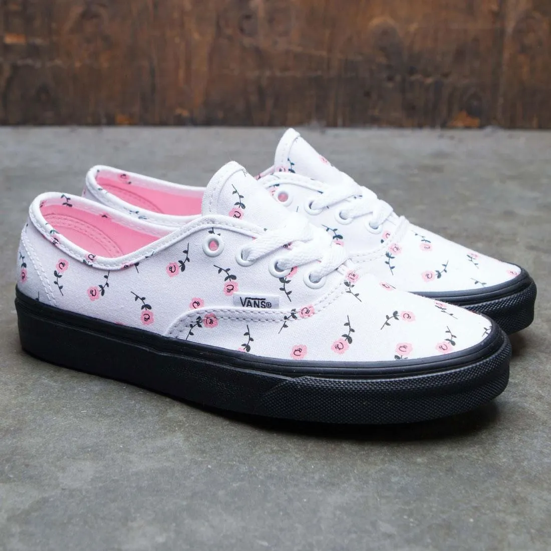 Vans x Lazy Oaf Women Authentic (black / multi)