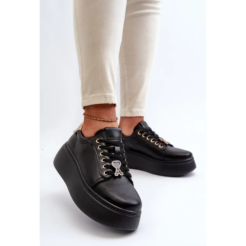 Women's Leather Sneakers on the Platform Black Vinceza 66700