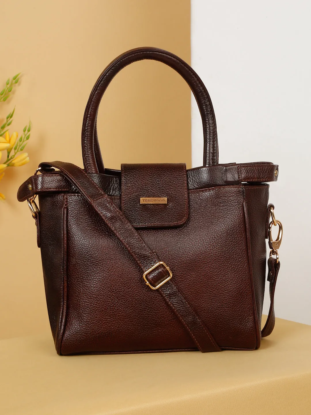 Women's Textured Leather Handheld Bag