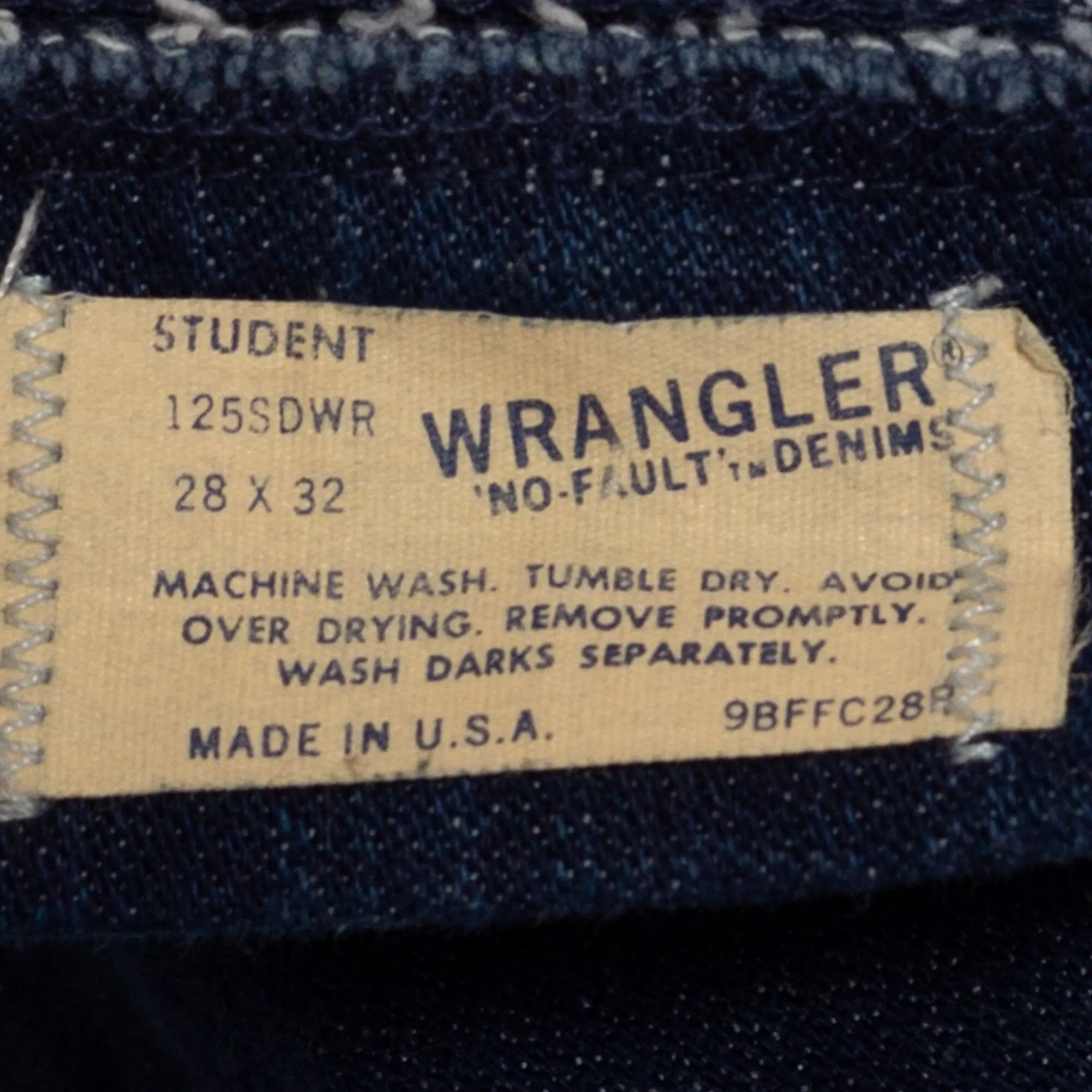 XS 70s Wrangler Dark Wash Rainbow Tag Flared Jeans